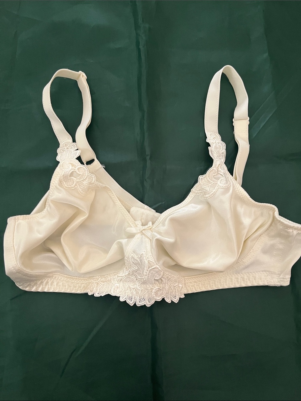 Chantelle bra